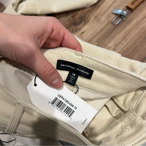 NWT Universal Standard High Rise Straight Corduroy Pants - Khaki - Picture 8 of 9